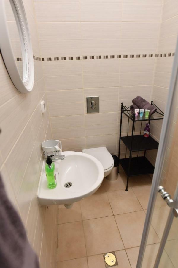 Saidoff, Amazing 4 Bedroom 3 Bath In City Center, Pool, Parking!!! Jerusalem Exterior foto